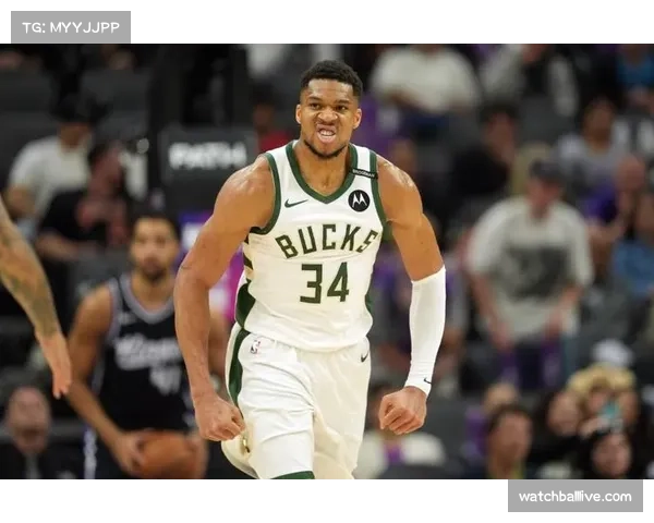 字母哥赛季两战豪取60分30板10助 创NBA历史前无古人壮举